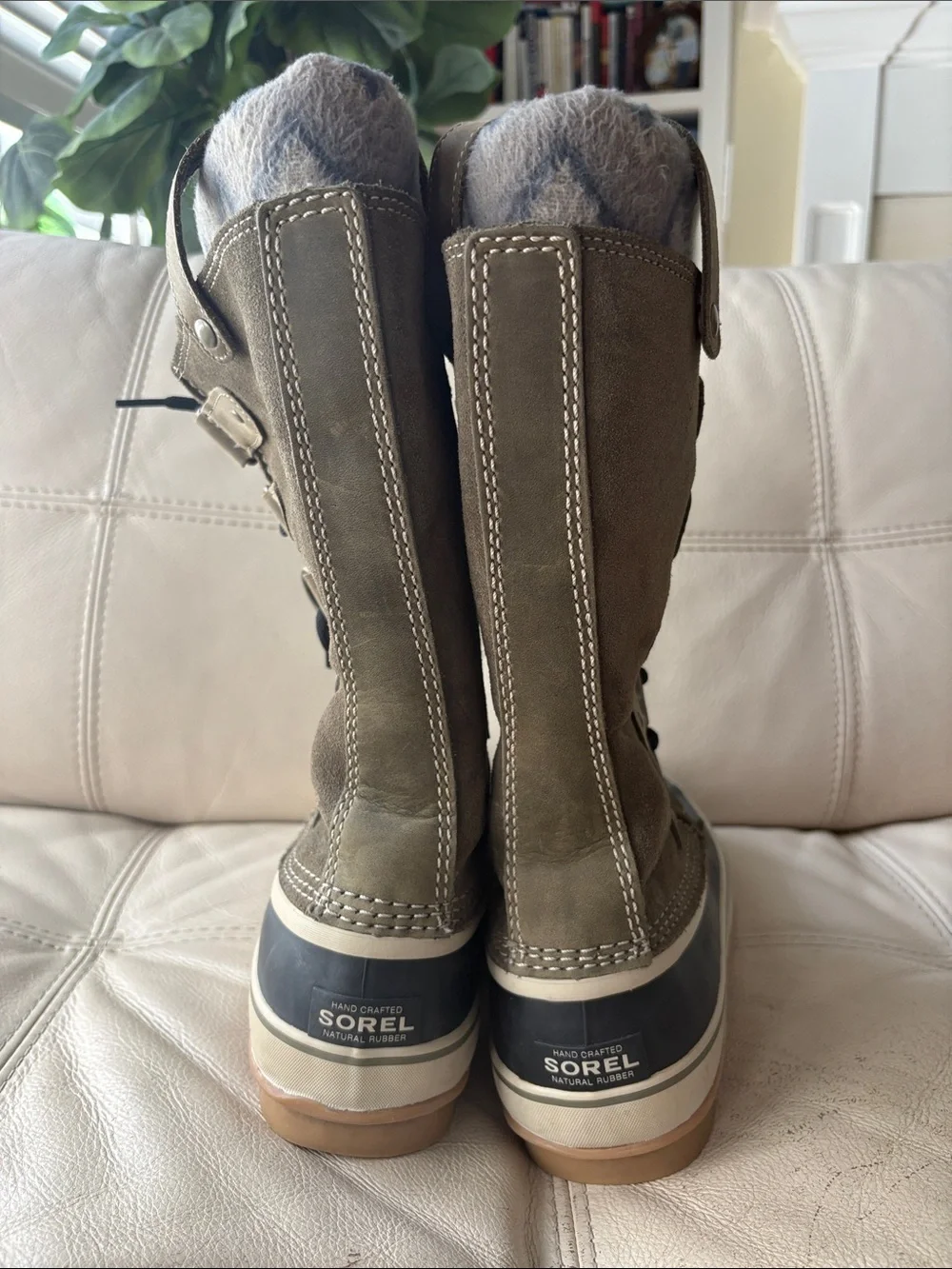 SOREL Women’s Joan of Artic Knit II Winter Boot Size 9.5